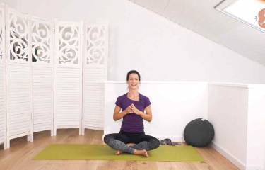 Gomukasana - Lezione yoga con la storia del muso della vacca