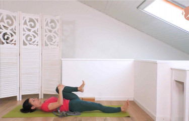 Ardha Chandrasana - Pratica yoga con l\'anatomia della mezza luna