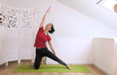 Fianchi lunghi, respiro libero - Yoga alla mattina