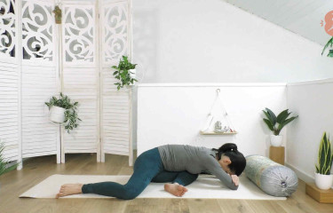 Yin Yoga Rilassante per le Anche