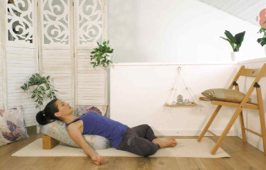 Summer Relax - Restorative Yoga Estate
