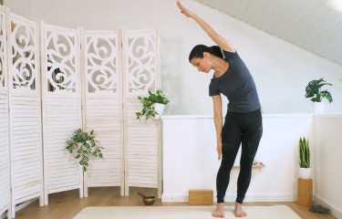 Riposa i Sensi: Hatha Yoga per Chiarezza Mentale