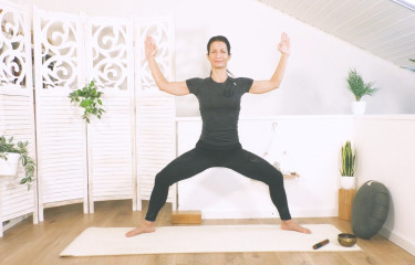 Radicamento e Calma Mentale: Yoga e Meditazione