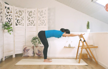 Mobilità in Piedi - Yoga Schiena