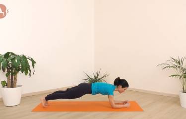 Yoga per la schiena - Posizione della Locusta, Shalabasana