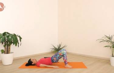 Yoga con la Posizione del Ponte - Sethu Bandhasana