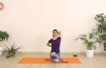 Lezione Gomukasana - Yoga con la Posizione del Muso della Vacca