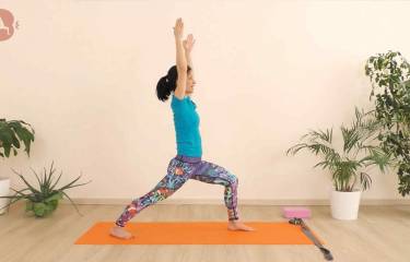 Pratica verso Shiva Danzante - Natarajasana 1